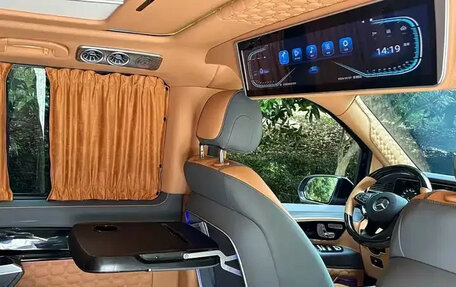 Mercedes-Benz V-Класс, 2023 год, 6 109 000 рублей, 11 фотография