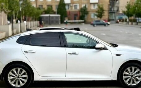 KIA Optima IV, 2016 год, 1 050 000 рублей, 5 фотография