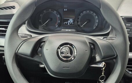 Skoda Rapid II, 2021 год, 1 739 000 рублей, 11 фотография