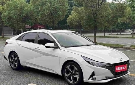 Hyundai Elantra, 2022 год, 1 527 000 рублей, 3 фотография