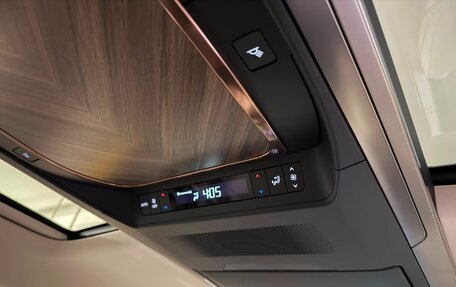 Lexus LM, 2024 год, 17 490 000 рублей, 7 фотография