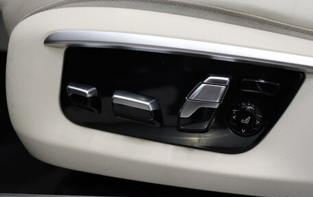 BMW 7 серия, 2015 год, 3 390 000 рублей, 26 фотография