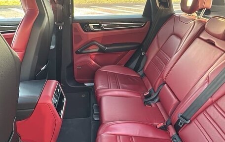Porsche Cayenne III, 2018 год, 4 650 000 рублей, 17 фотография