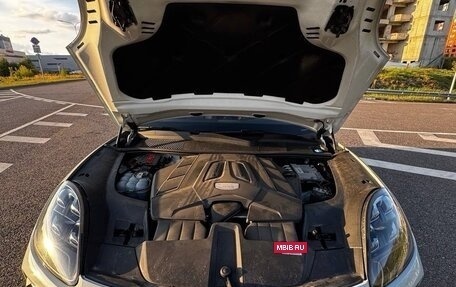 Porsche Cayenne III, 2018 год, 4 650 000 рублей, 28 фотография