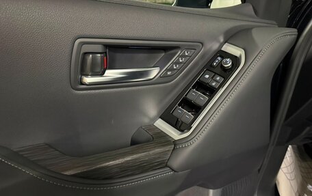 Toyota Land Cruiser, 2026 год, 16 190 000 рублей, 19 фотография