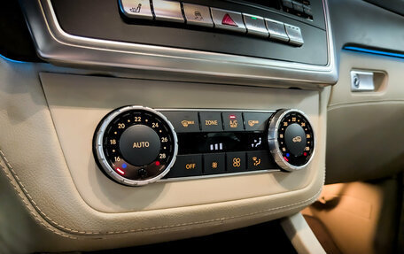 Mercedes-Benz GL-Класс, 2014 год, 4 225 000 рублей, 25 фотография