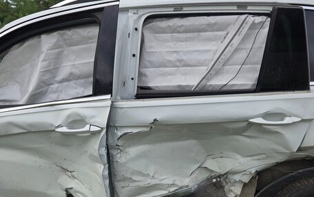 Volkswagen Tiguan II, 2017 год, 1 000 000 рублей, 4 фотография