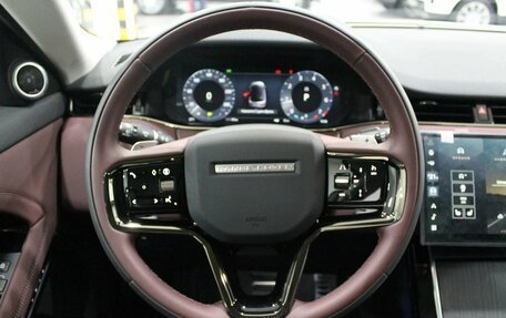 Land Rover Range Rover Evoque II, 2025 год, 5 890 000 рублей, 10 фотография