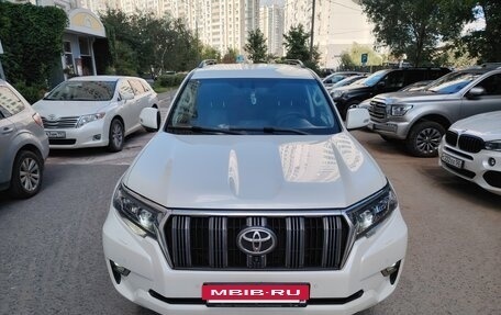 Toyota Land Cruiser Prado 150 рестайлинг 2, 2018 год, 4 285 000 рублей, 4 фотография