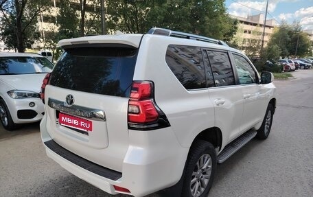 Toyota Land Cruiser Prado 150 рестайлинг 2, 2018 год, 4 285 000 рублей, 6 фотография