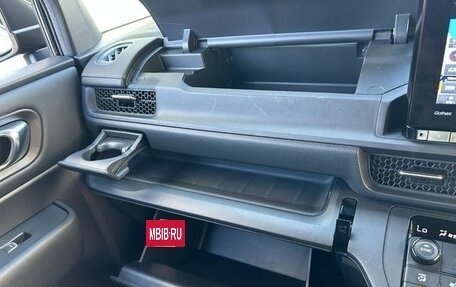 Honda Stepwgn, 2023 год, 2 400 000 рублей, 26 фотография