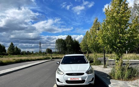 Hyundai Solaris II рестайлинг, 2012 год, 450 000 рублей, 4 фотография