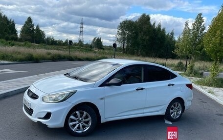 Hyundai Solaris II рестайлинг, 2012 год, 450 000 рублей, 7 фотография