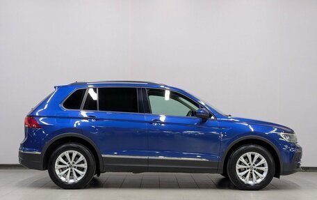 Volkswagen Tiguan II, 2021 год, 2 205 000 рублей, 12 фотография