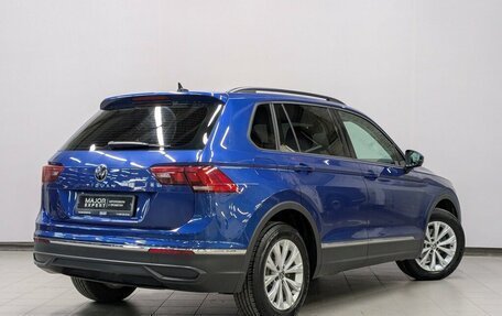 Volkswagen Tiguan II, 2021 год, 2 205 000 рублей, 15 фотография