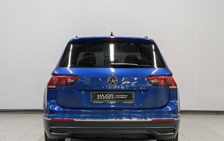 Volkswagen Tiguan II, 2021 год, 2 205 000 рублей, 28 фотография