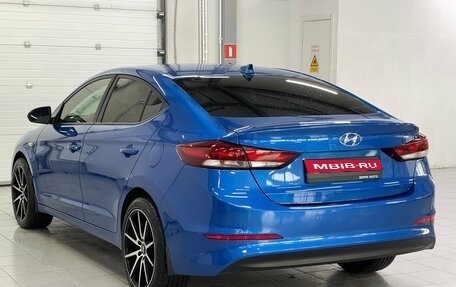 Hyundai Elantra VI рестайлинг, 2018 год, 1 490 000 рублей, 6 фотография