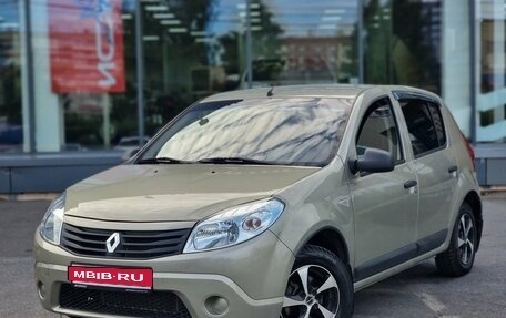 Renault Sandero I, 2012 год, 549 000 рублей, 1 фотография