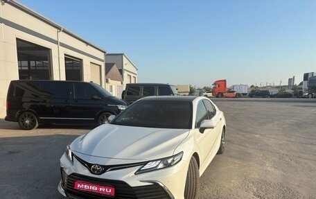 Toyota Camry, 2023 год, 3 330 000 рублей, 1 фотография