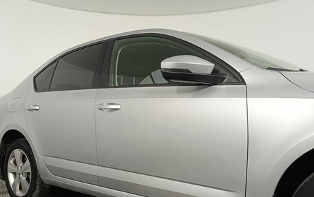Skoda Octavia, 2015 год, 1 590 000 рублей, 19 фотография