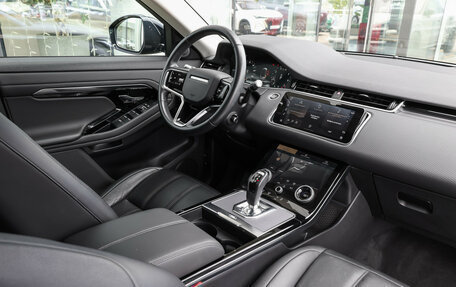 Land Rover Range Rover Evoque II, 2021 год, 4 298 000 рублей, 8 фотография