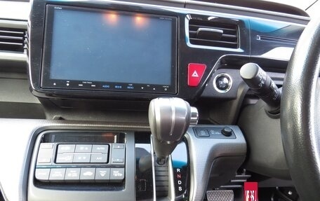 Honda Stepwgn IV, 2015 год, 1 769 000 рублей, 4 фотография