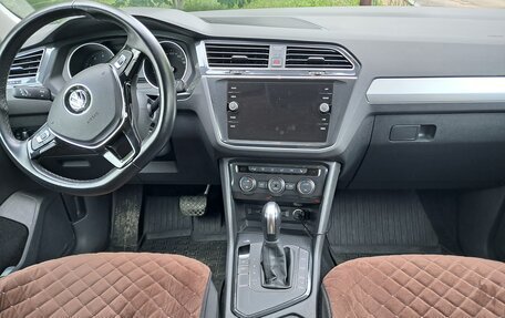 Volkswagen Tiguan II, 2020 год, 2 600 000 рублей, 3 фотография