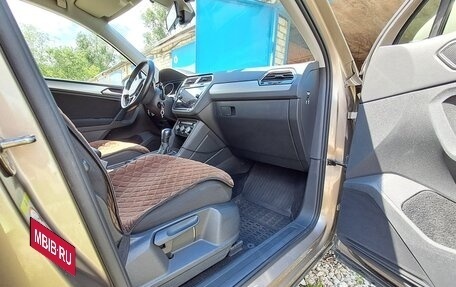 Volkswagen Tiguan II, 2020 год, 2 600 000 рублей, 6 фотография