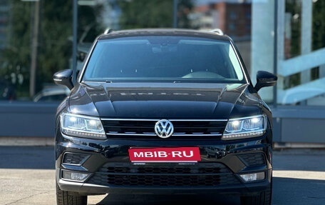 Volkswagen Tiguan II, 2018 год, 2 150 000 рублей, 3 фотография