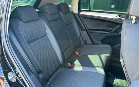 Volkswagen Tiguan II, 2018 год, 2 150 000 рублей, 11 фотография