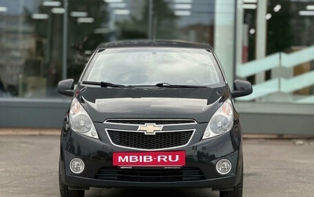 Chevrolet Spark III, 2011 год, 559 000 рублей, 2 фотография