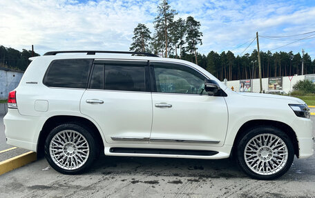 Toyota Land Cruiser 200, 2020 год, 11 500 000 рублей, 4 фотография