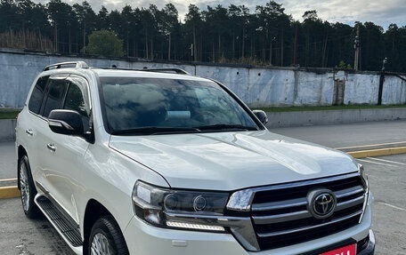 Toyota Land Cruiser 200, 2020 год, 11 500 000 рублей, 3 фотография