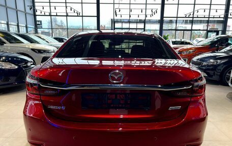 Mazda 6, 2018 год, 2 000 000 рублей, 5 фотография