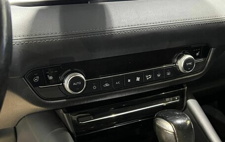 Mazda 6, 2018 год, 2 000 000 рублей, 11 фотография