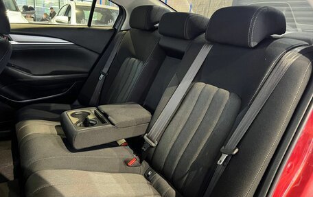 Mazda 6, 2018 год, 2 000 000 рублей, 26 фотография