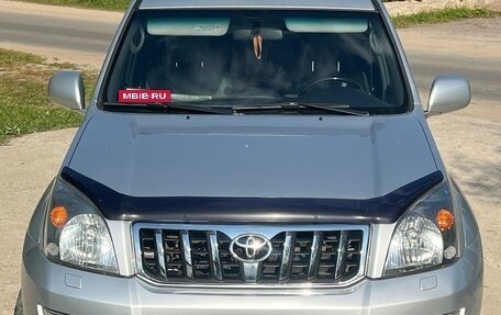 Toyota Land Cruiser Prado 120 рестайлинг, 2008 год, 2 900 000 рублей, 3 фотография