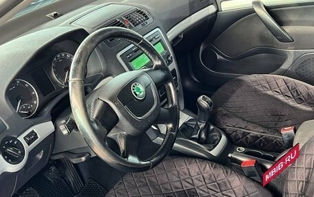 Skoda Octavia, 2011 год, 820 000 рублей, 8 фотография