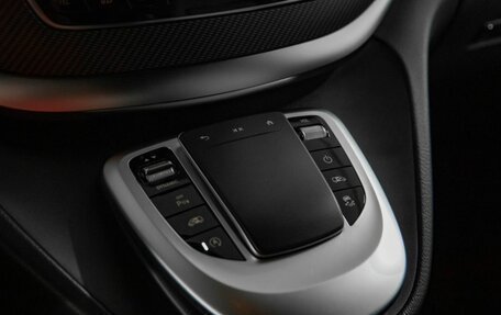 Mercedes-Benz V-Класс, 2021 год, 5 500 000 рублей, 22 фотография