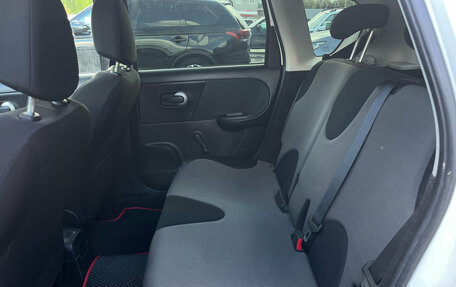 Nissan Note II рестайлинг, 2013 год, 650 000 рублей, 16 фотография