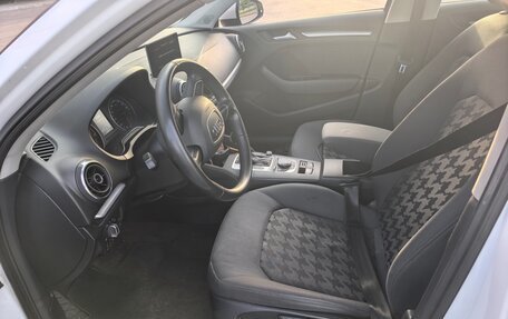 Audi A3, 2014 год, 1 350 000 рублей, 14 фотография