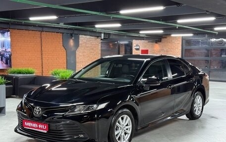 Toyota Camry, 2020 год, 2 340 000 рублей, 1 фотография