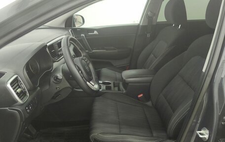 KIA Sportage IV рестайлинг, 2020 год, 2 369 000 рублей, 11 фотография