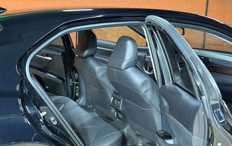 Toyota Camry, 2020 год, 2 340 000 рублей, 15 фотография
