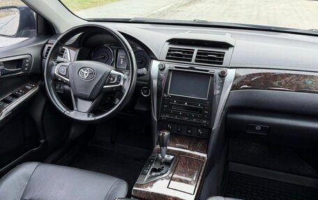 Toyota Camry, 2015 год, 2 250 000 рублей, 5 фотография