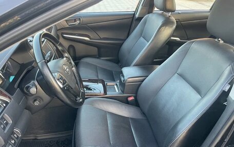 Toyota Camry, 2015 год, 2 250 000 рублей, 17 фотография