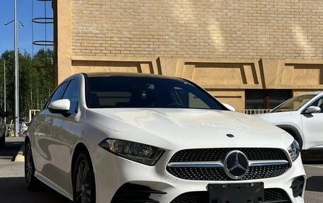 Mercedes-Benz A-Класс, 2021 год, 1 850 000 рублей, 3 фотография