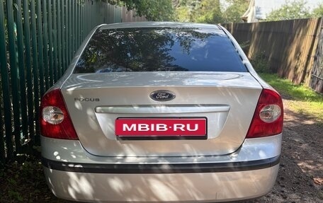 Ford Focus II рестайлинг, 2005 год, 420 000 рублей, 1 фотография