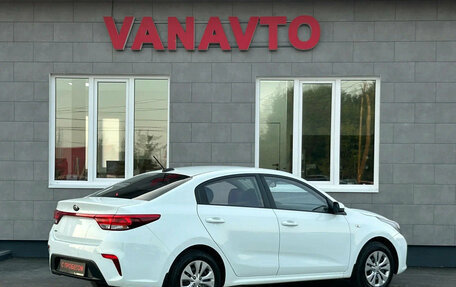 KIA Rio IV, 2018 год, 1 250 000 рублей, 5 фотография