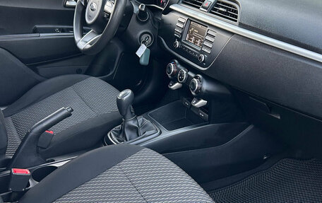 KIA Rio IV, 2018 год, 1 250 000 рублей, 14 фотография